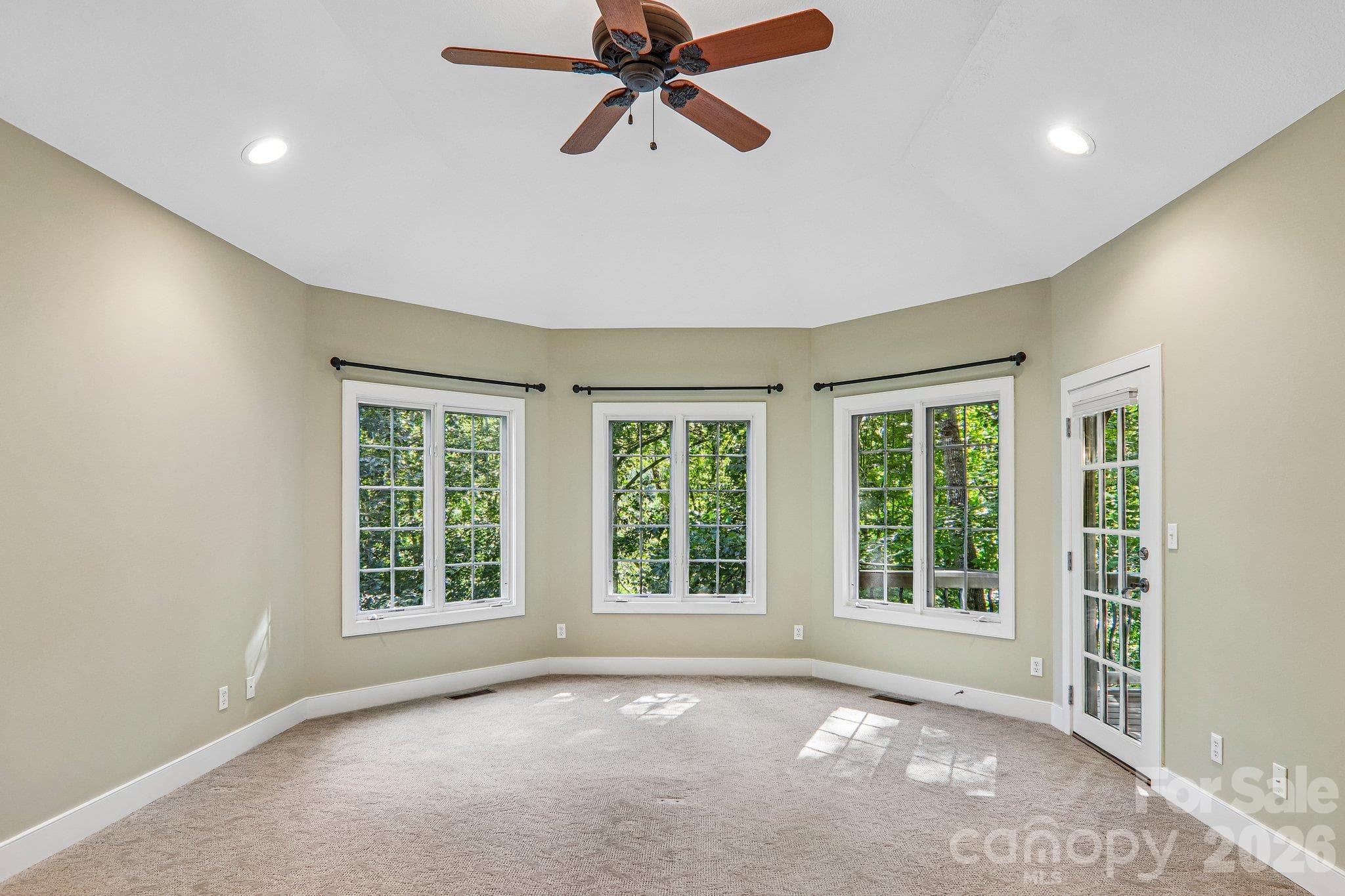 Primary bedroom - 361 Mills River Way, Horse Shoe