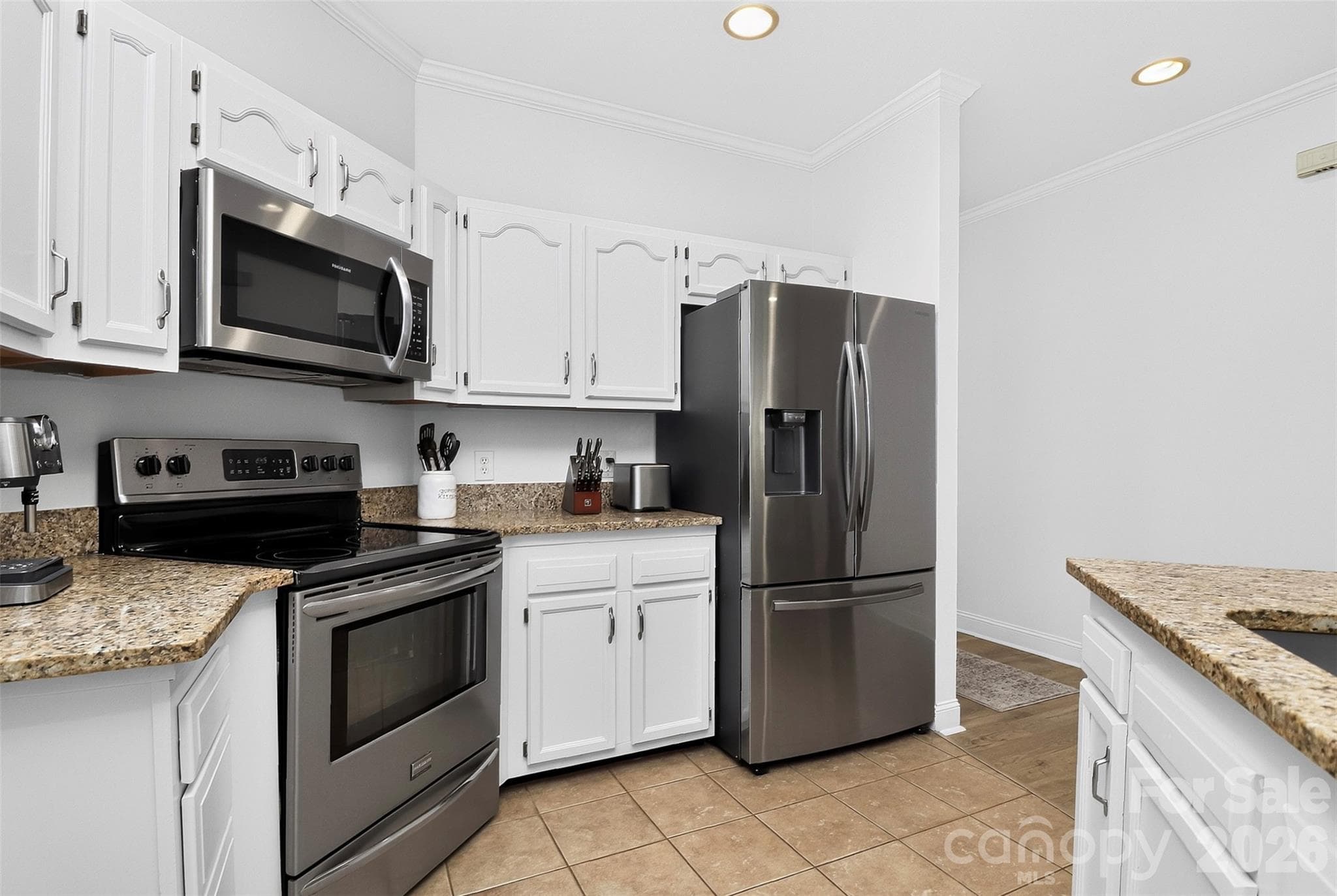 Condominium at 226 S Torrence Street, Charlotte, photo 9 of 29