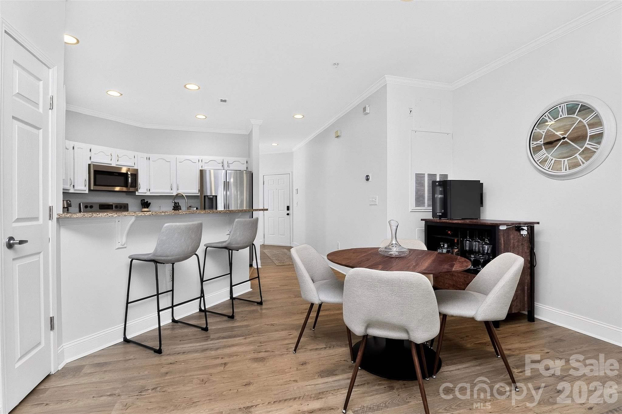 Condominium at 226 S Torrence Street, Charlotte, photo 10 of 29