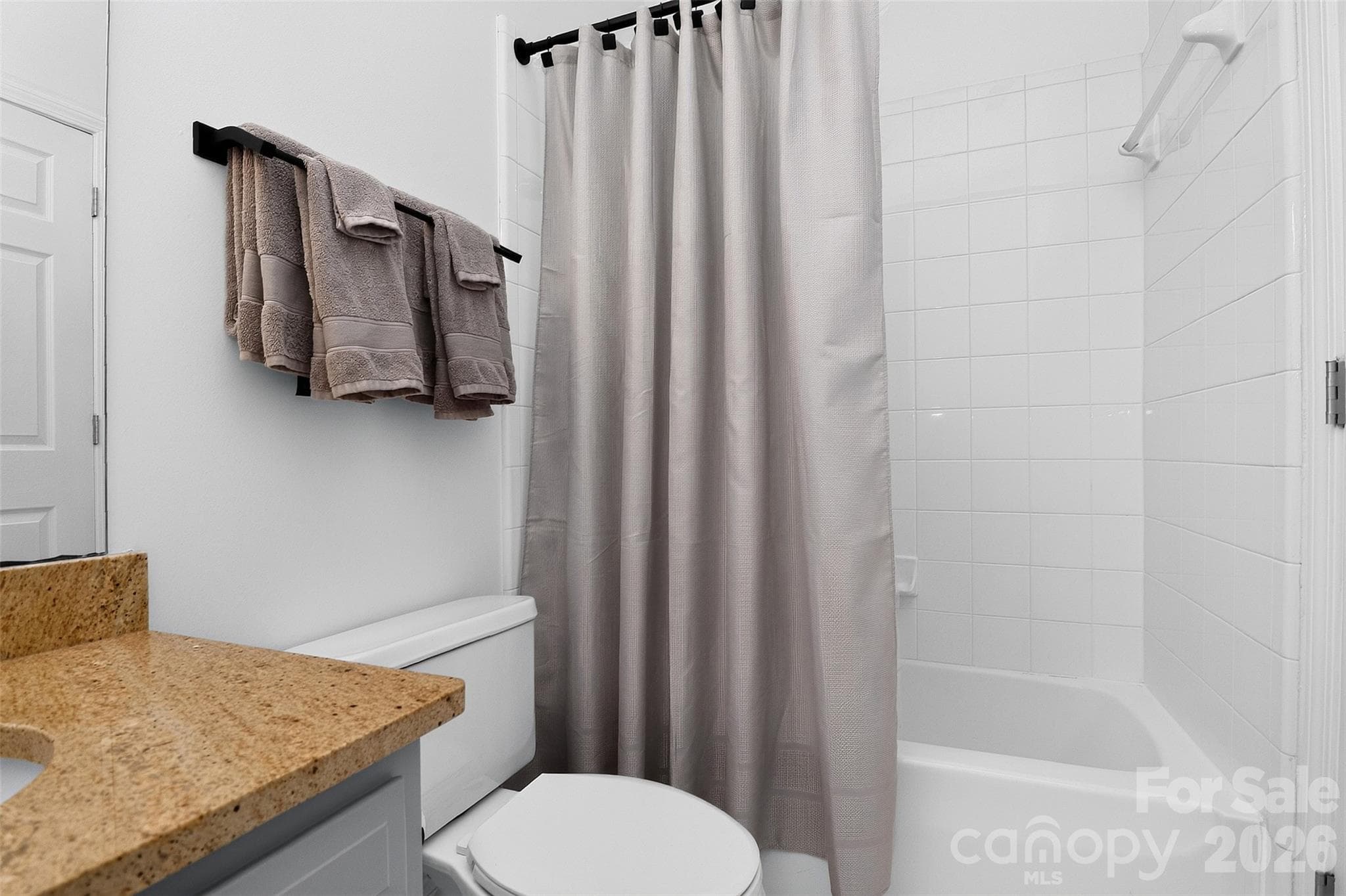 Condominium at 226 S Torrence Street, Charlotte, photo 23 of 29