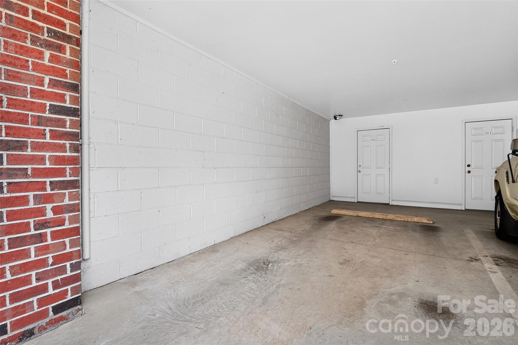 Condominium at 226 S Torrence Street, Charlotte, photo 26 of 29