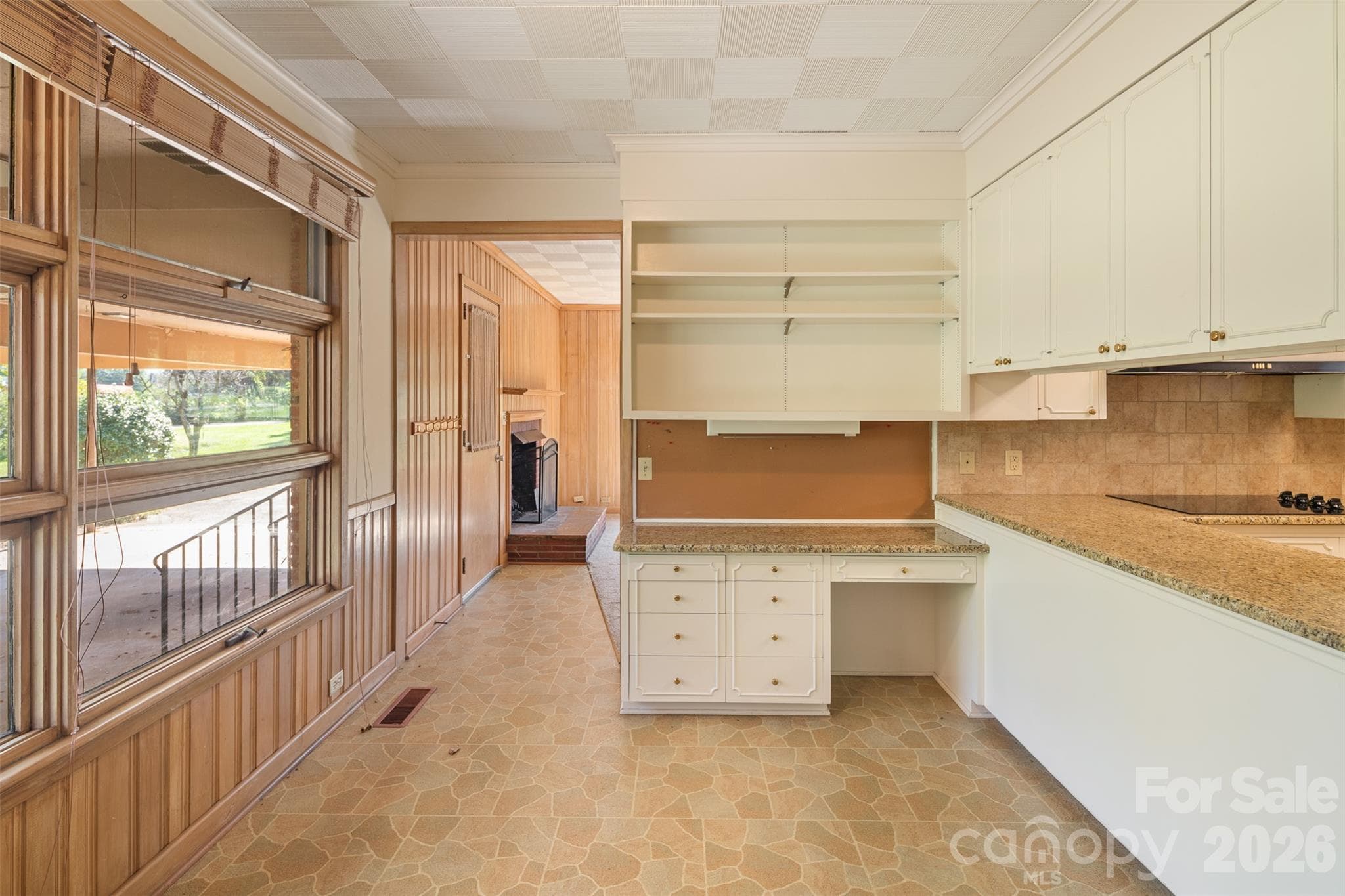 Single Family Residence at 160 17th Avenue NW, Hickory, photo 18 of 48