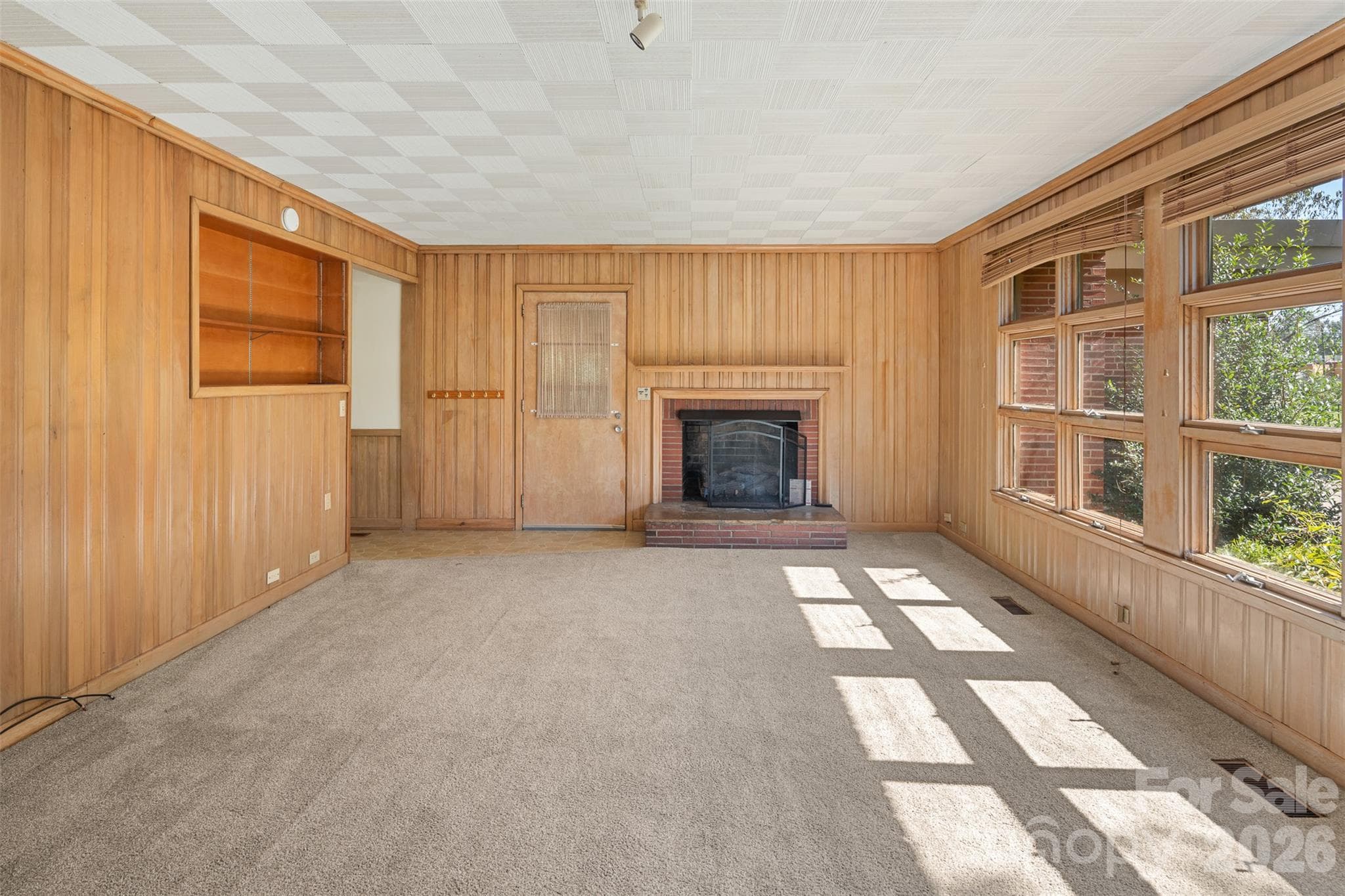Single Family Residence at 160 17th Avenue NW, Hickory, photo 19 of 48