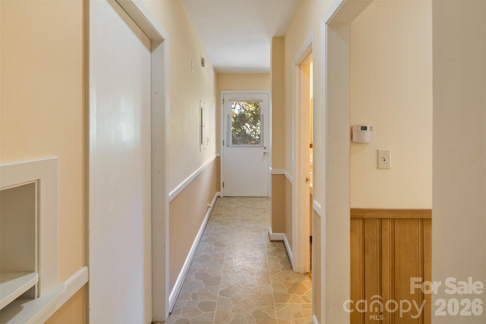 Single Family Residence at 160 17th Avenue NW, Hickory, photo 25 of 48