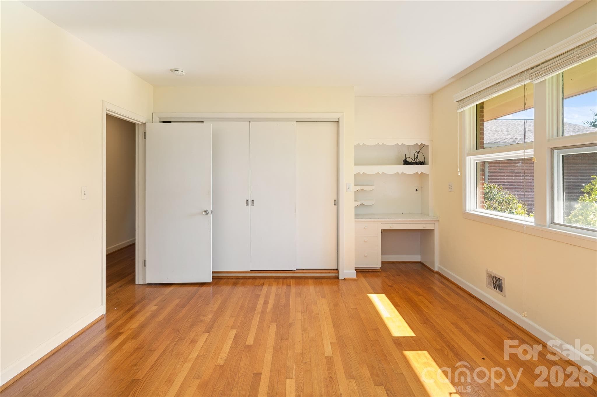 Single Family Residence at 160 17th Avenue NW, Hickory, photo 33 of 48