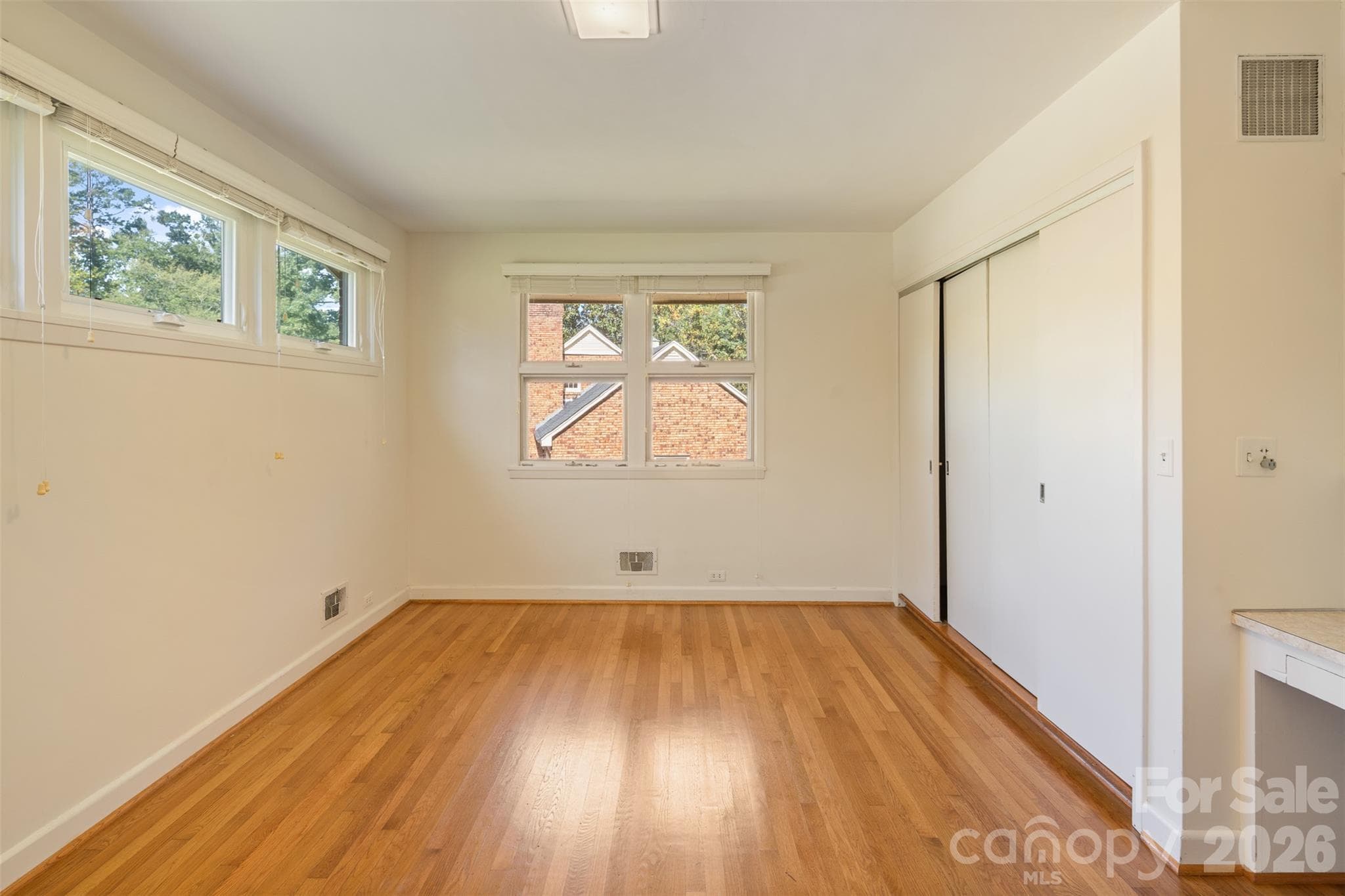 Single Family Residence at 160 17th Avenue NW, Hickory, photo 37 of 48