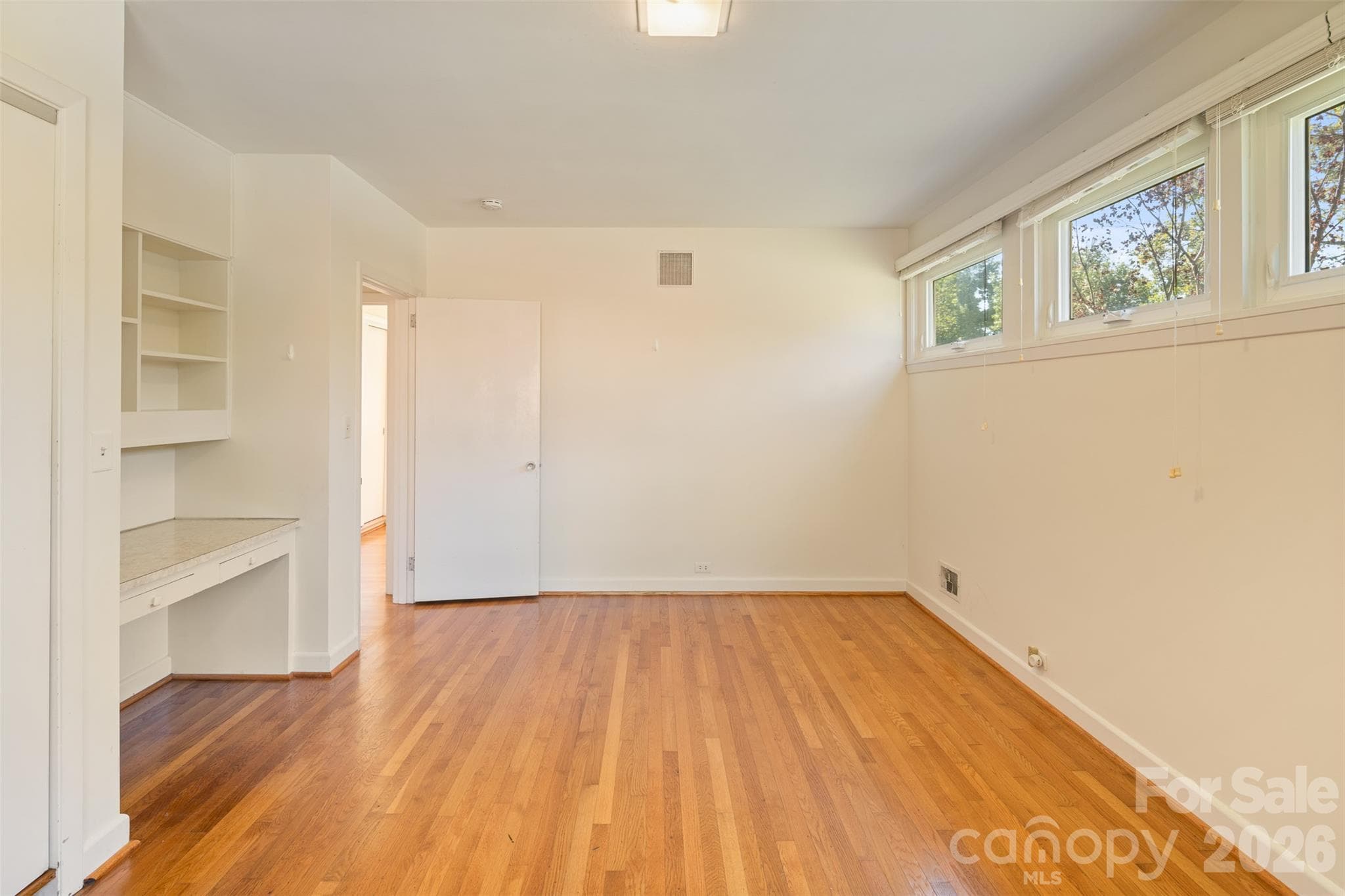 Single Family Residence at 160 17th Avenue NW, Hickory, photo 38 of 48