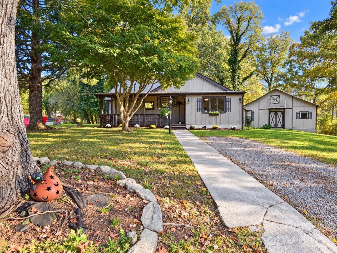 62 Hughey Drive