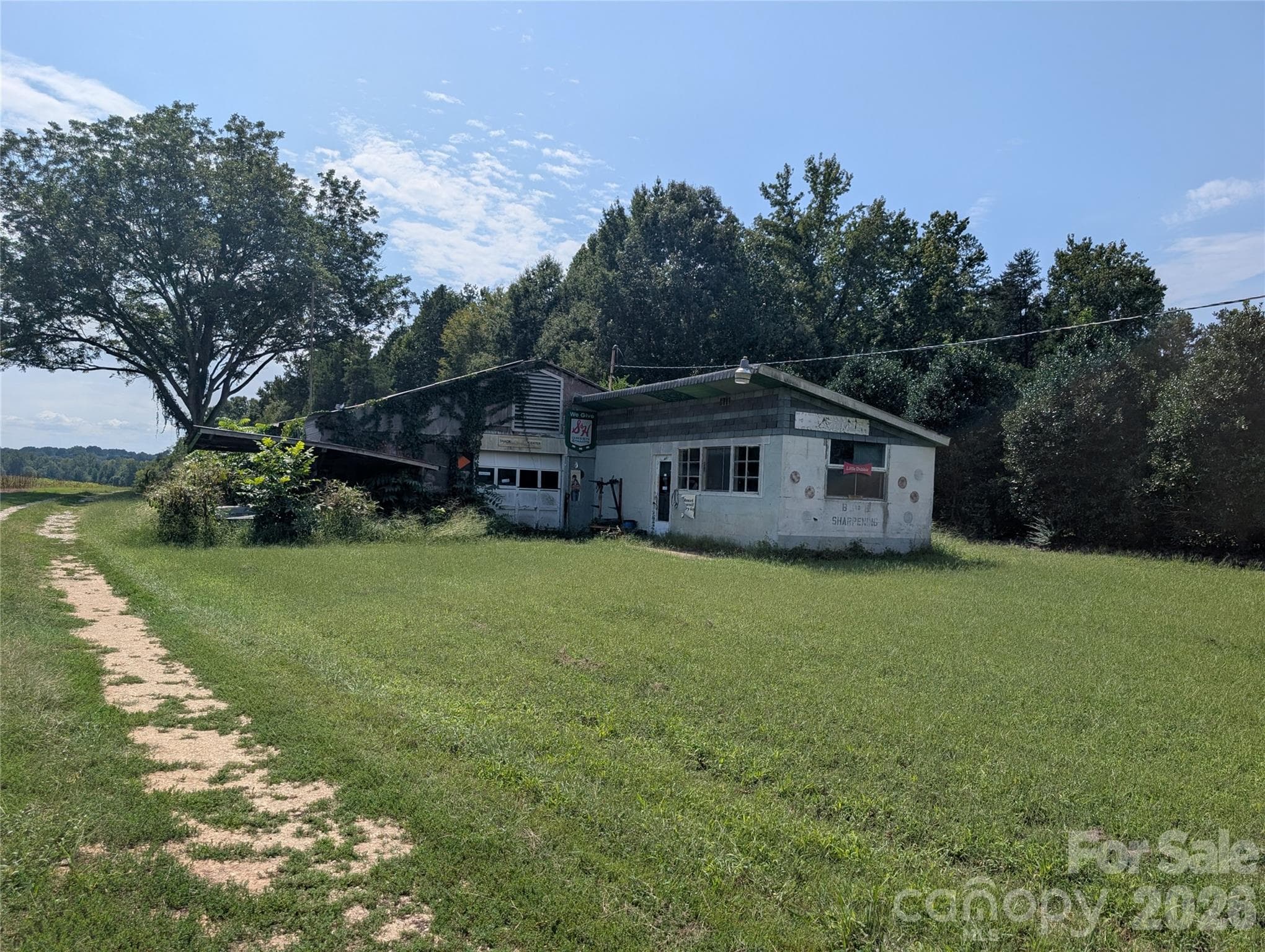 Single Family Residence at 2955 Sherrills Ford Road, Salisbury, photo 14 of 16