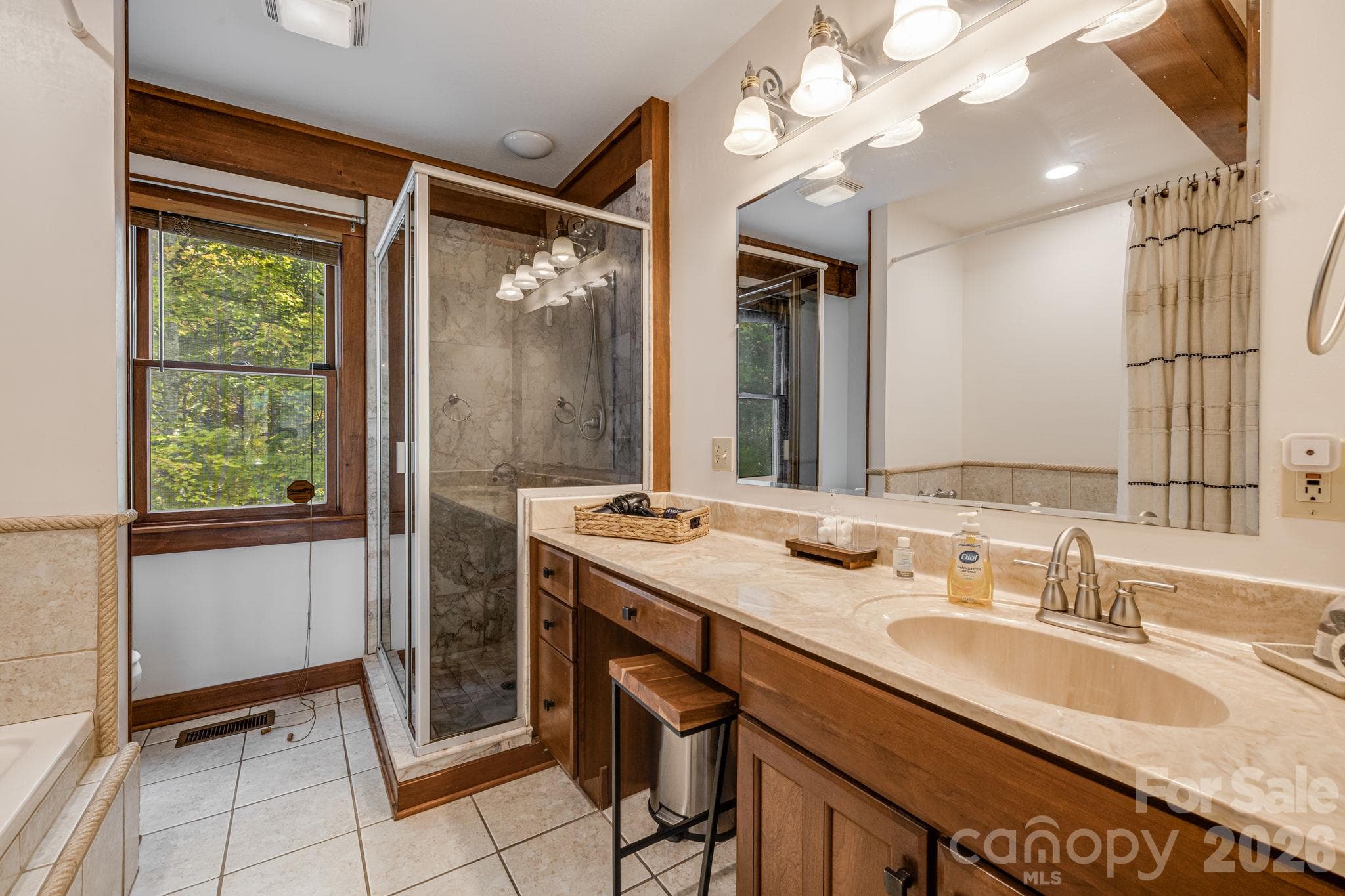 Bathroom - 28 Nantahala Ridge, Bryson City