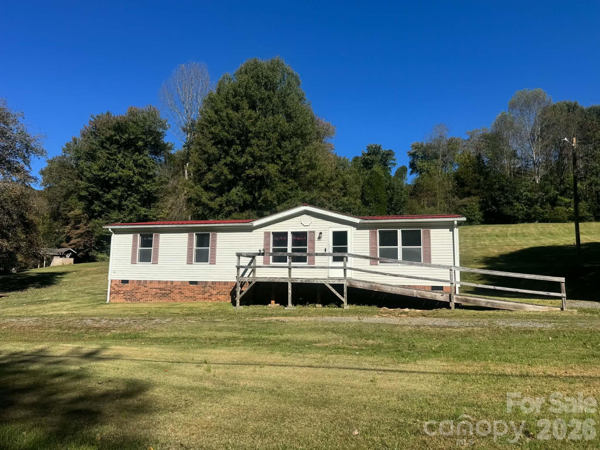 Single Family Residence at 256 Brookfall Dairy Road, Elkin, photo 2 of 25