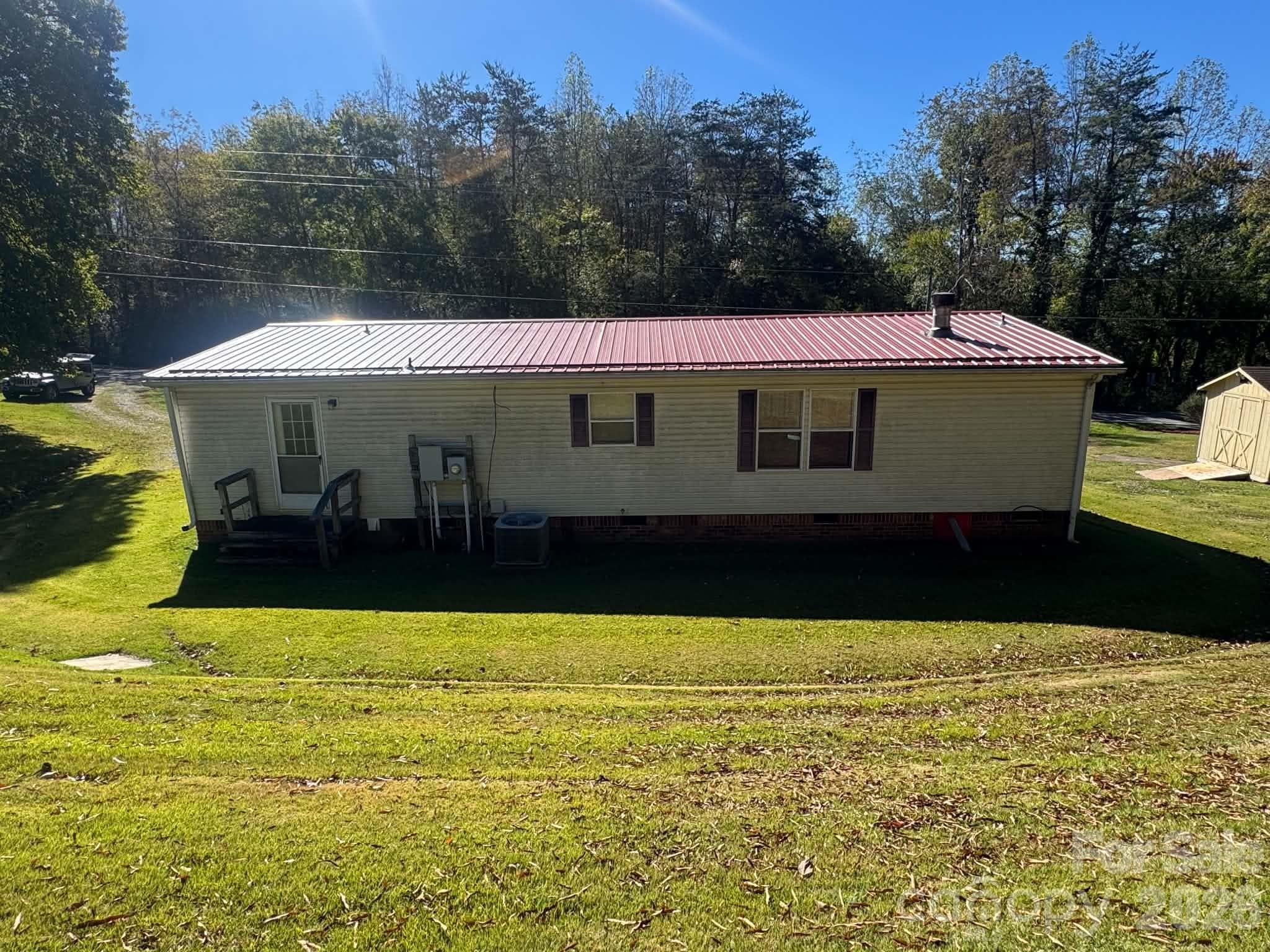 Single Family Residence at 256 Brookfall Dairy Road, Elkin, photo 6 of 25