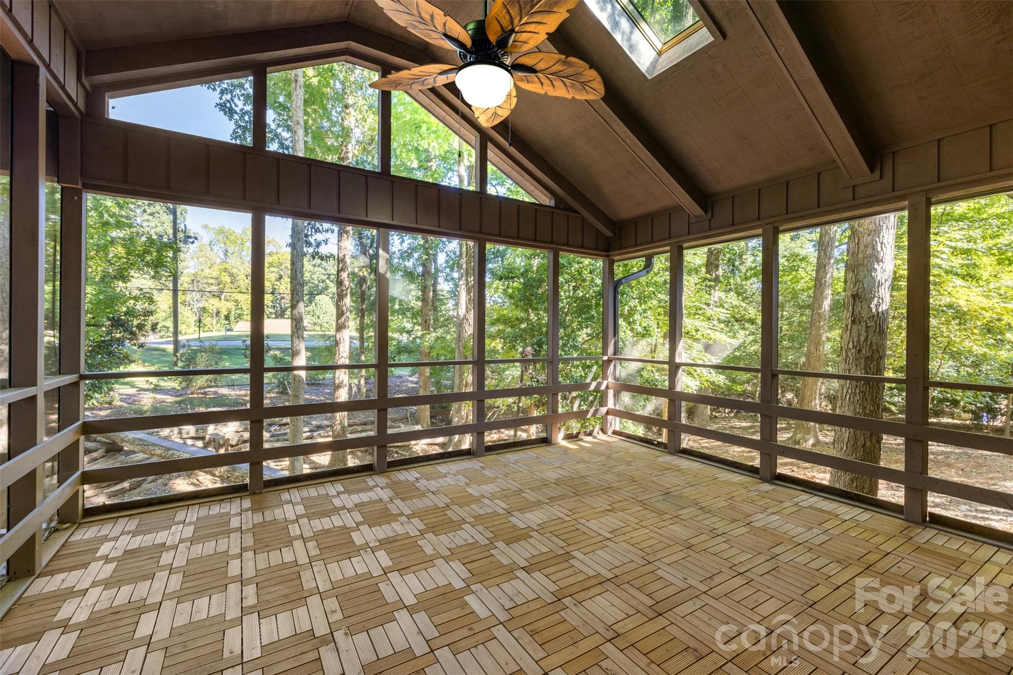 Single Family Residence at 6 Catawba Ridge Court, Clover, photo 22 of 26