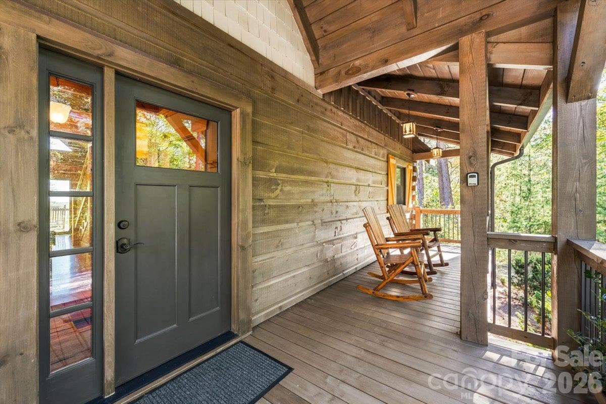 Front Covered Porch - 1016 Horizon Trail, Nebo