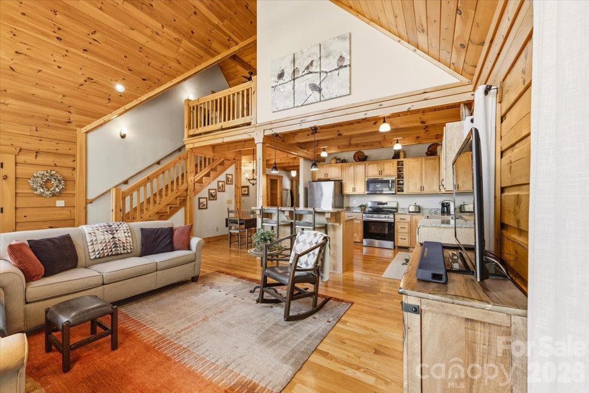 Great Room, Dining Area & Kitchen Main Level - 1016 Horizon Trail, Nebo
