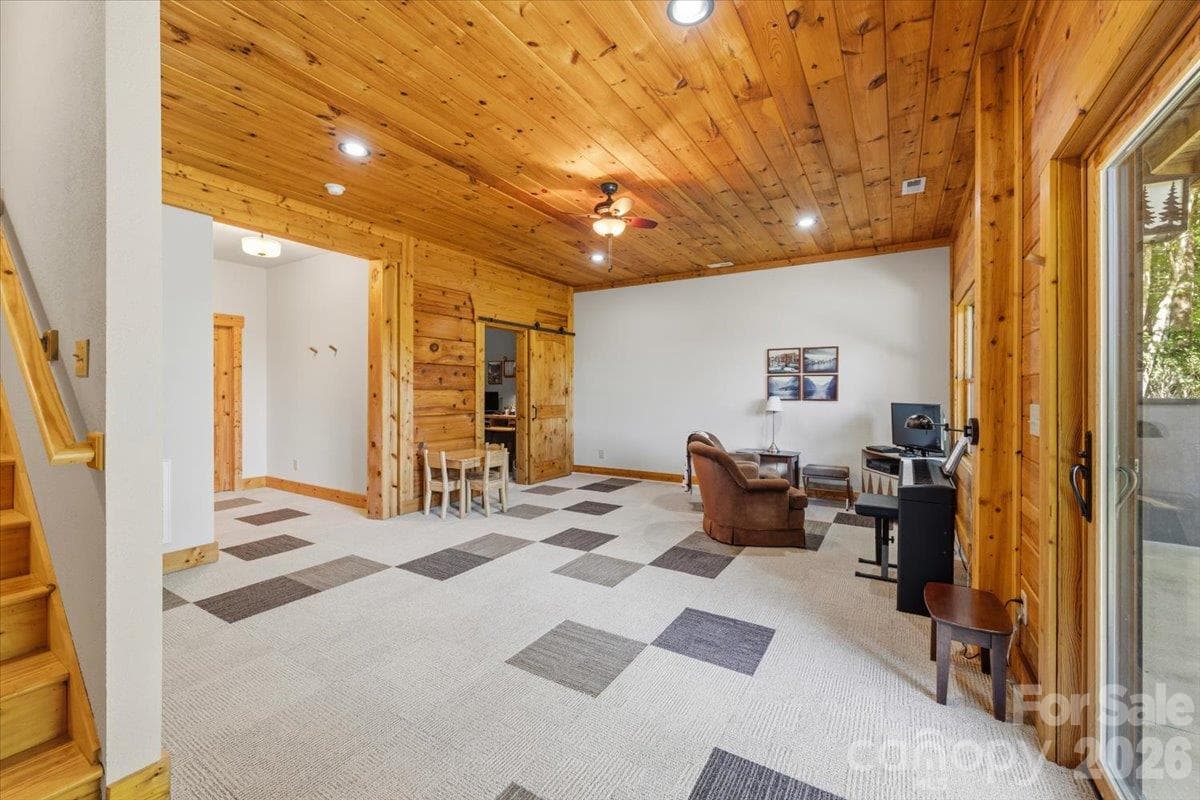 Den Basement - 1016 Horizon Trail, Nebo