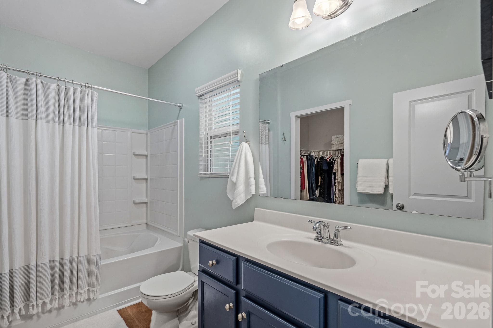 Ensuite Primary Bathroom with large walk in closet - 13326 Pierre Reverdy Drive, Davidson