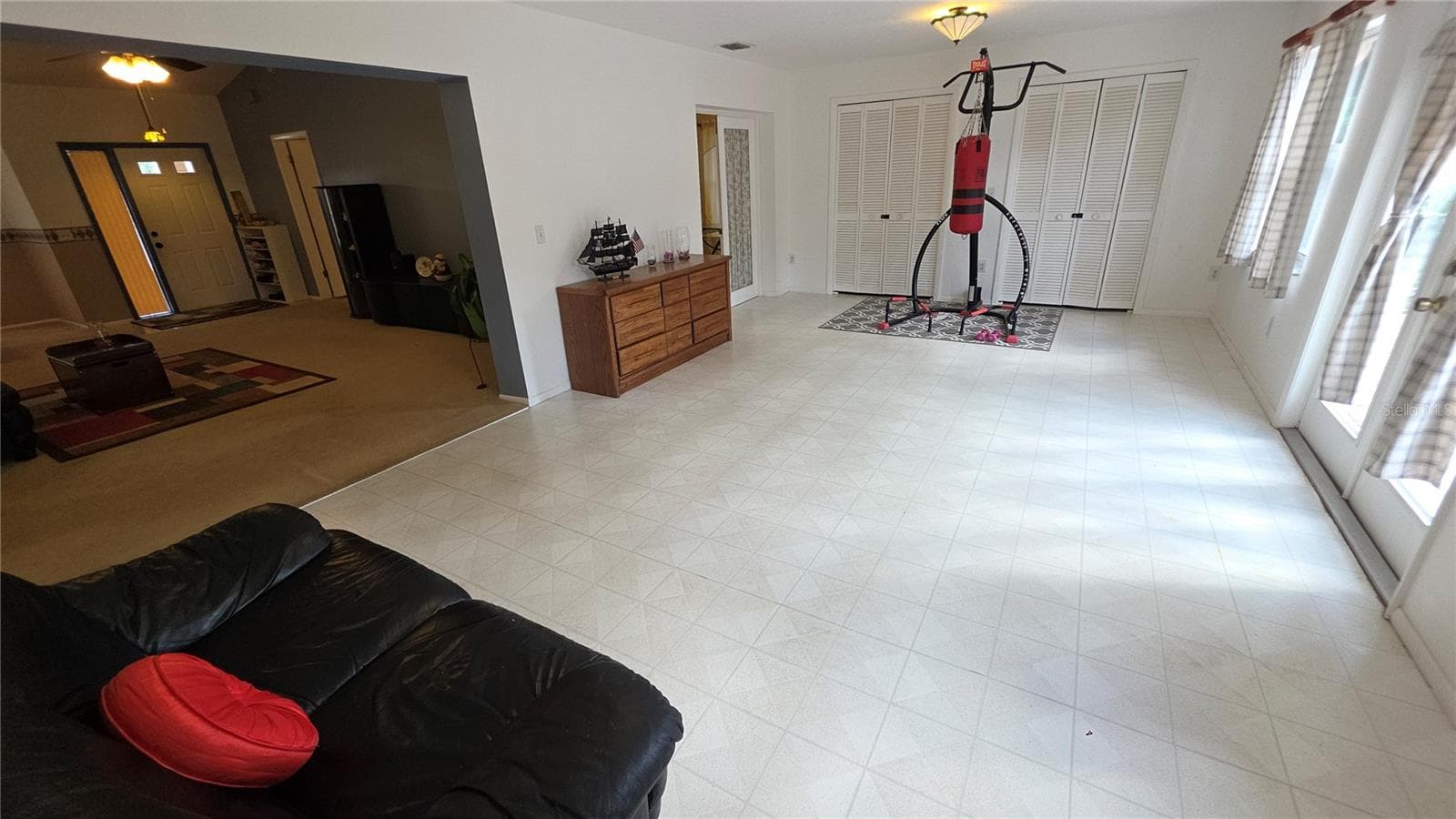 Family Room to Florida Room - 7514 HERRICKS LOOP, ORLANDO