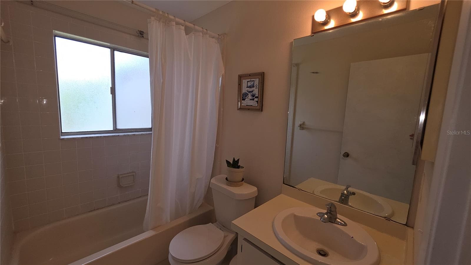 2nd Bathroom - 7514 HERRICKS LOOP, ORLANDO