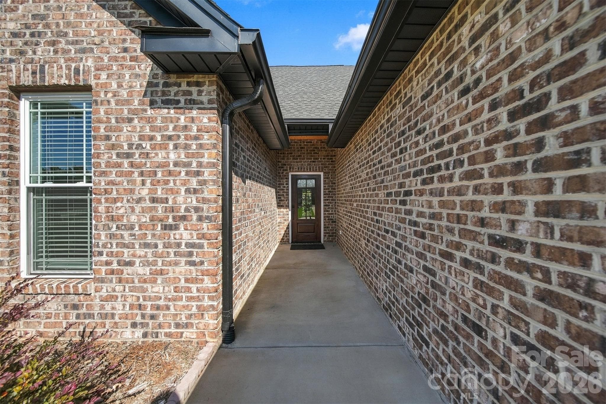 Townhouse at 3331 48th Avenue NE, Hickory, photo 4 of 40