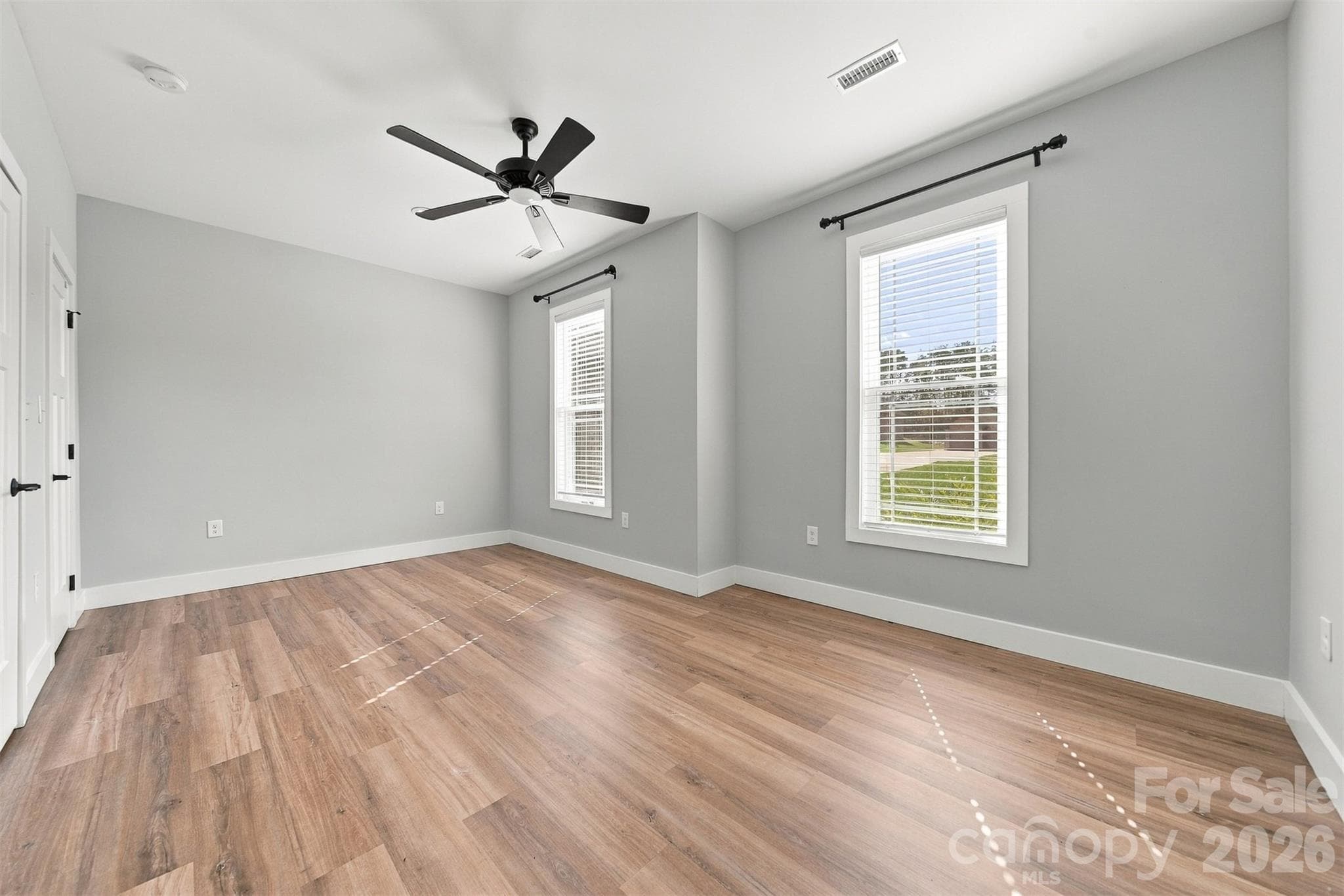 Townhouse at 3331 48th Avenue NE, Hickory, photo 27 of 40