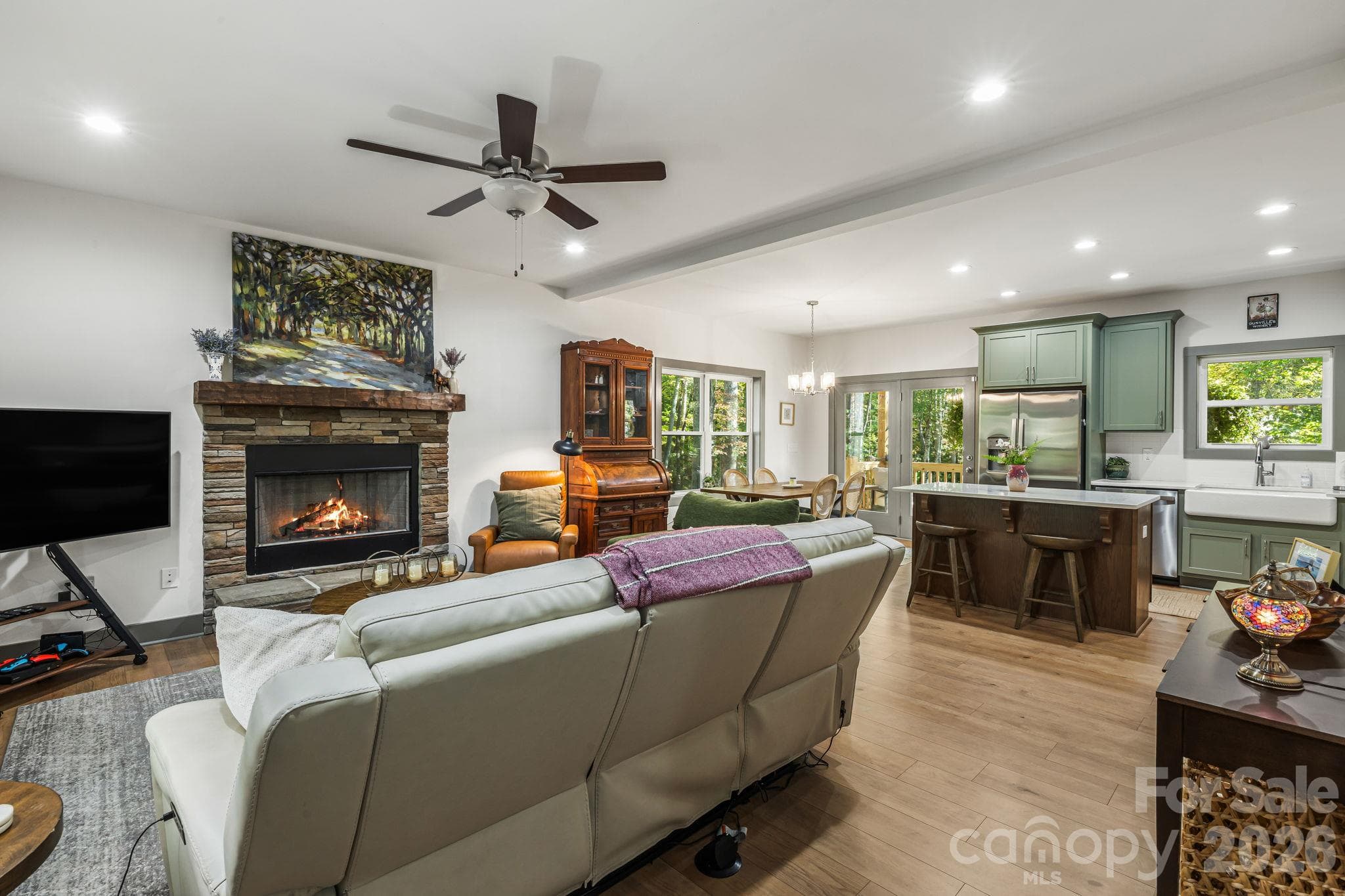 Single Family Residence at 203 Sawyer Lane, Horse Shoe, photo 17 of 48