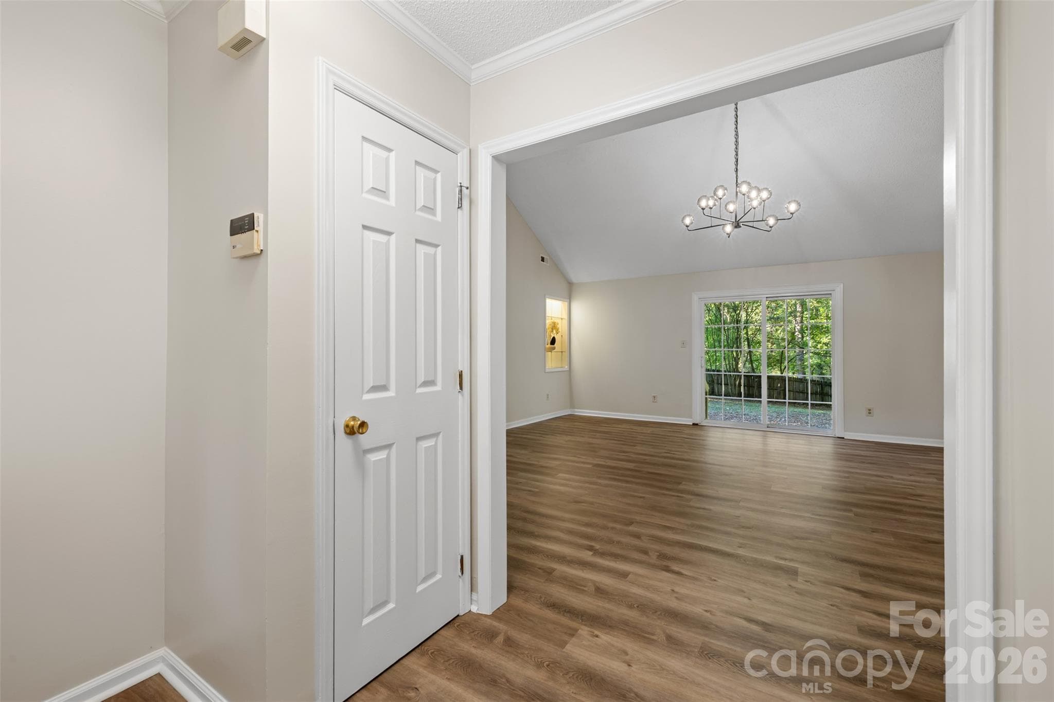 Single Family Residence at 1312 Newfound Hollow Drive, Charlotte, photo 5 of 33