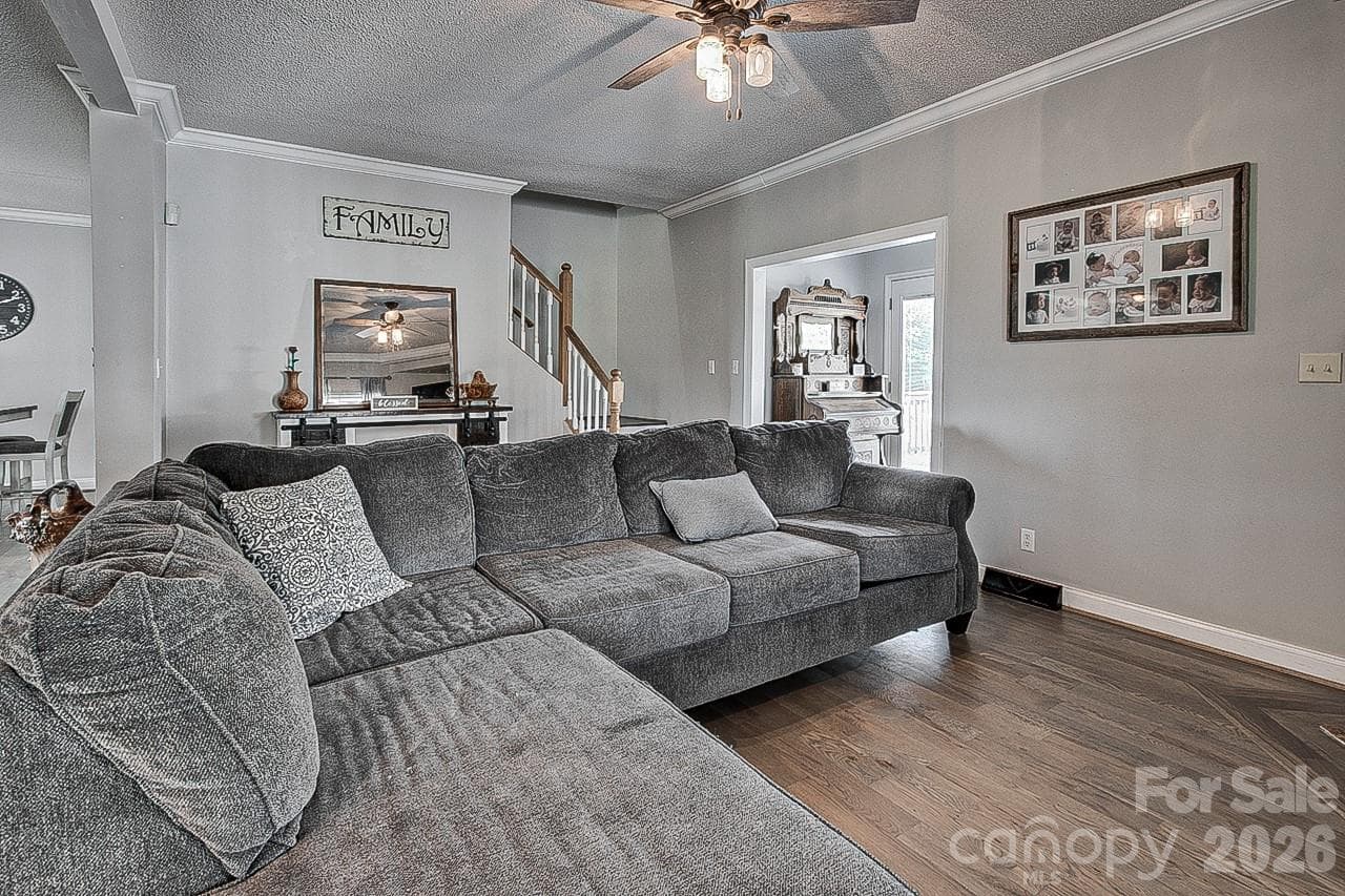 Single Family Residence at 4561 Shelton Country Road, Liberty, photo 4 of 48