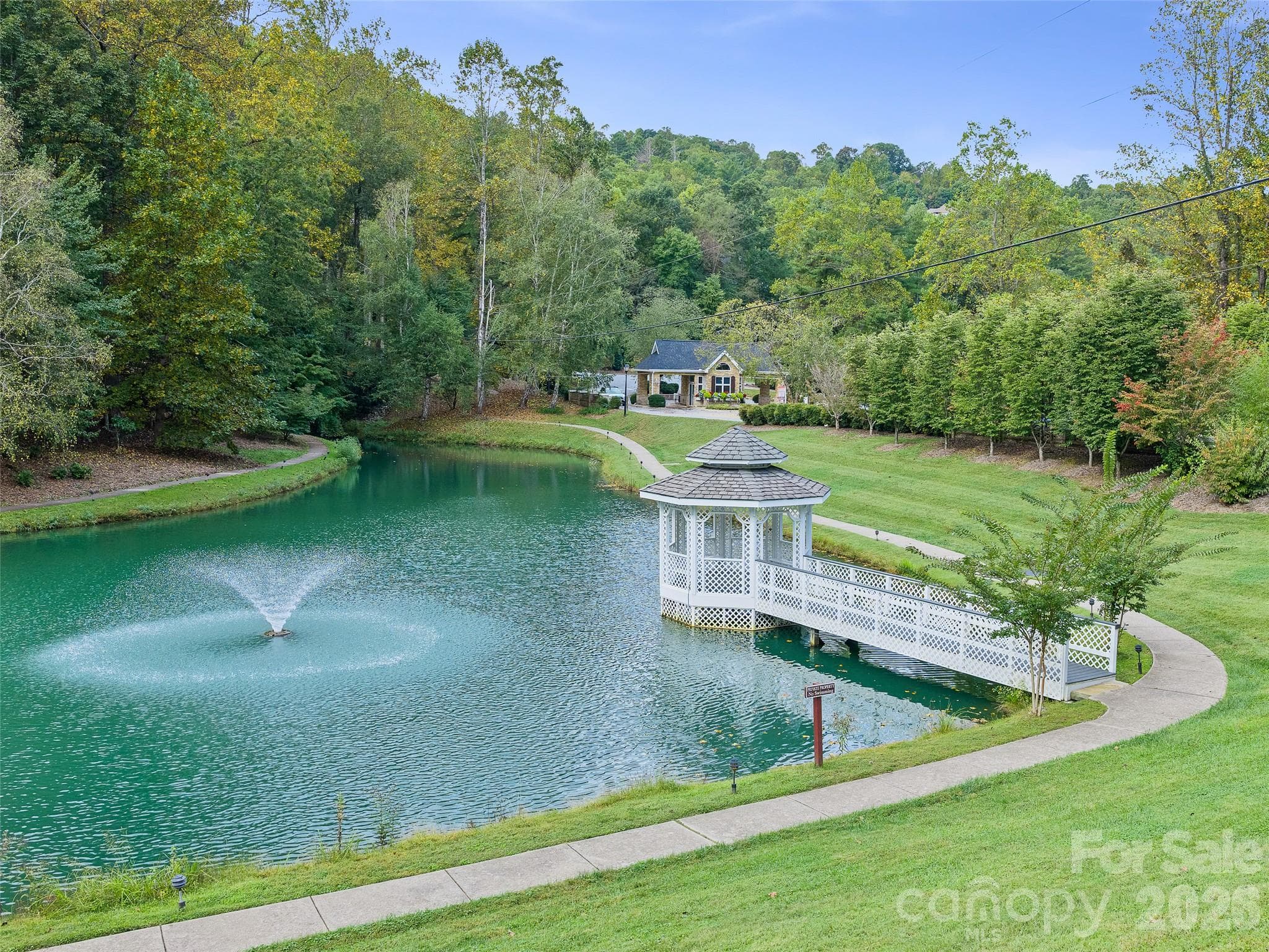 Lot at 99999 Carriage Crest Drive, Hendersonville, photo 3 of 10