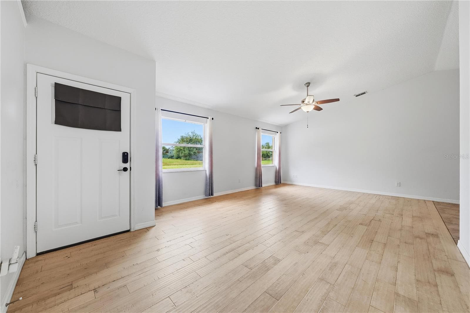 Single Family Residence at 1160 7TH ST, ORANGE CITY, photo 9 of 47