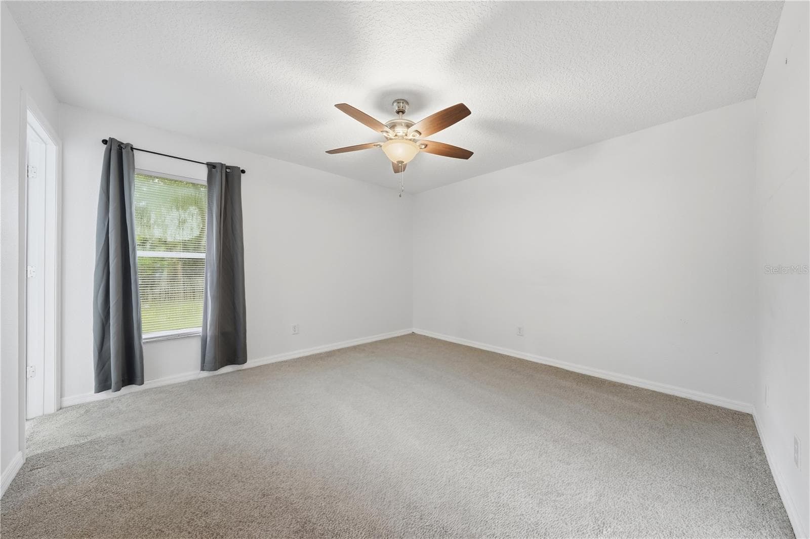 Single Family Residence at 1160 7TH ST, ORANGE CITY, photo 19 of 47