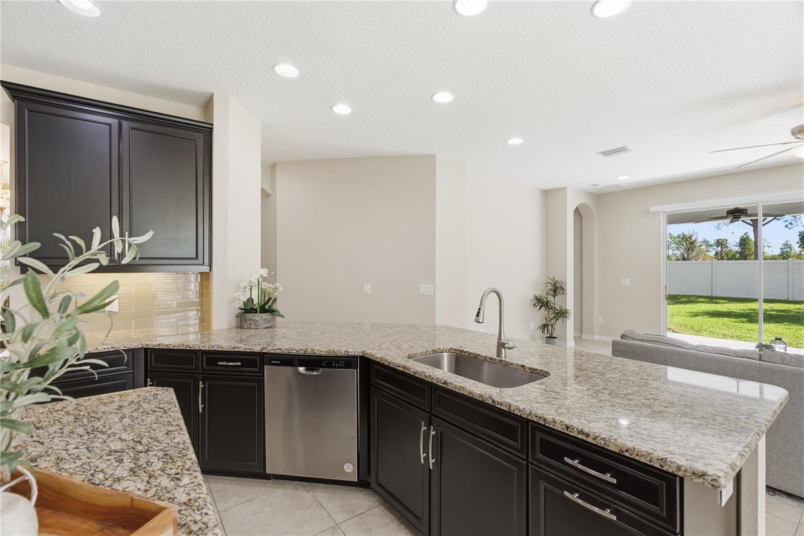 Single Family Residence at 9167 BELLA VITA CIR, LAND O LAKES, photo 46 of 133