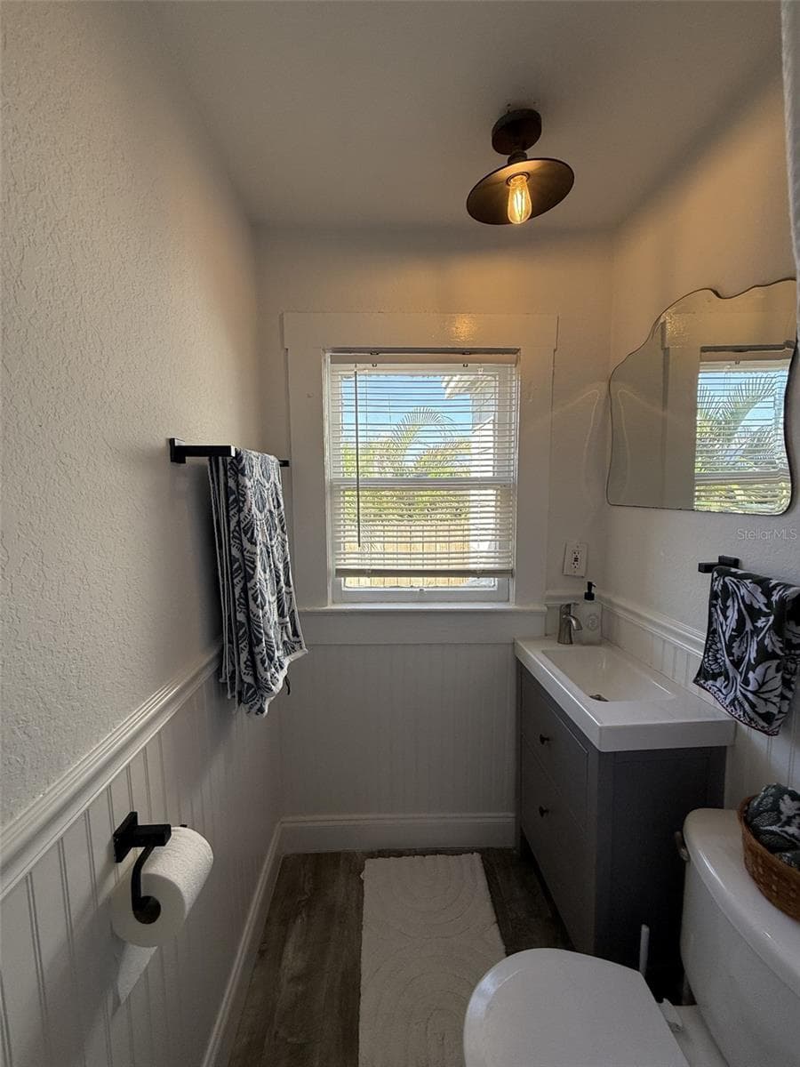 Duplex at 405 E CAYUGA ST, TAMPA, photo 21 of 54