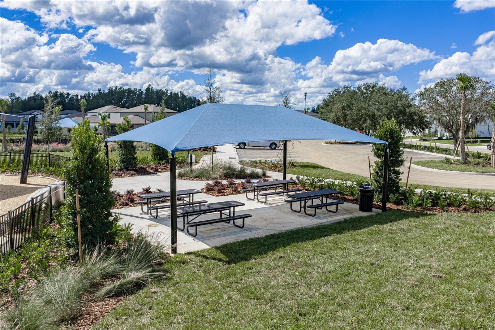 Community Picnic Area - 1076 KISTNA DR, ZEPHYRHILLS