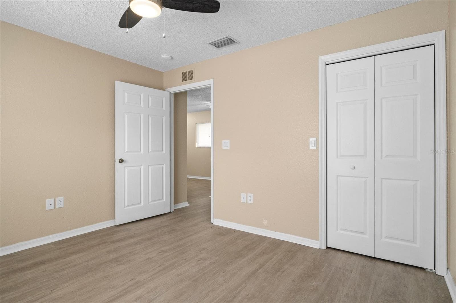 Triplex at 1240 SYLVIA AVE, SPRING HILL, photo 18 of 22