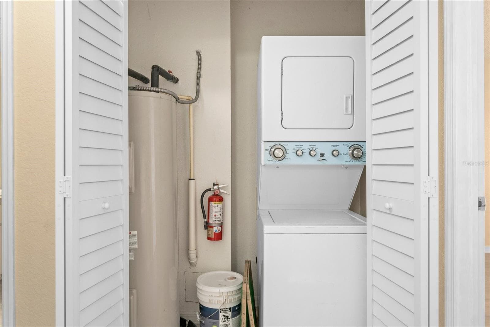 Triplex at 1240 SYLVIA AVE, SPRING HILL, photo 19 of 22