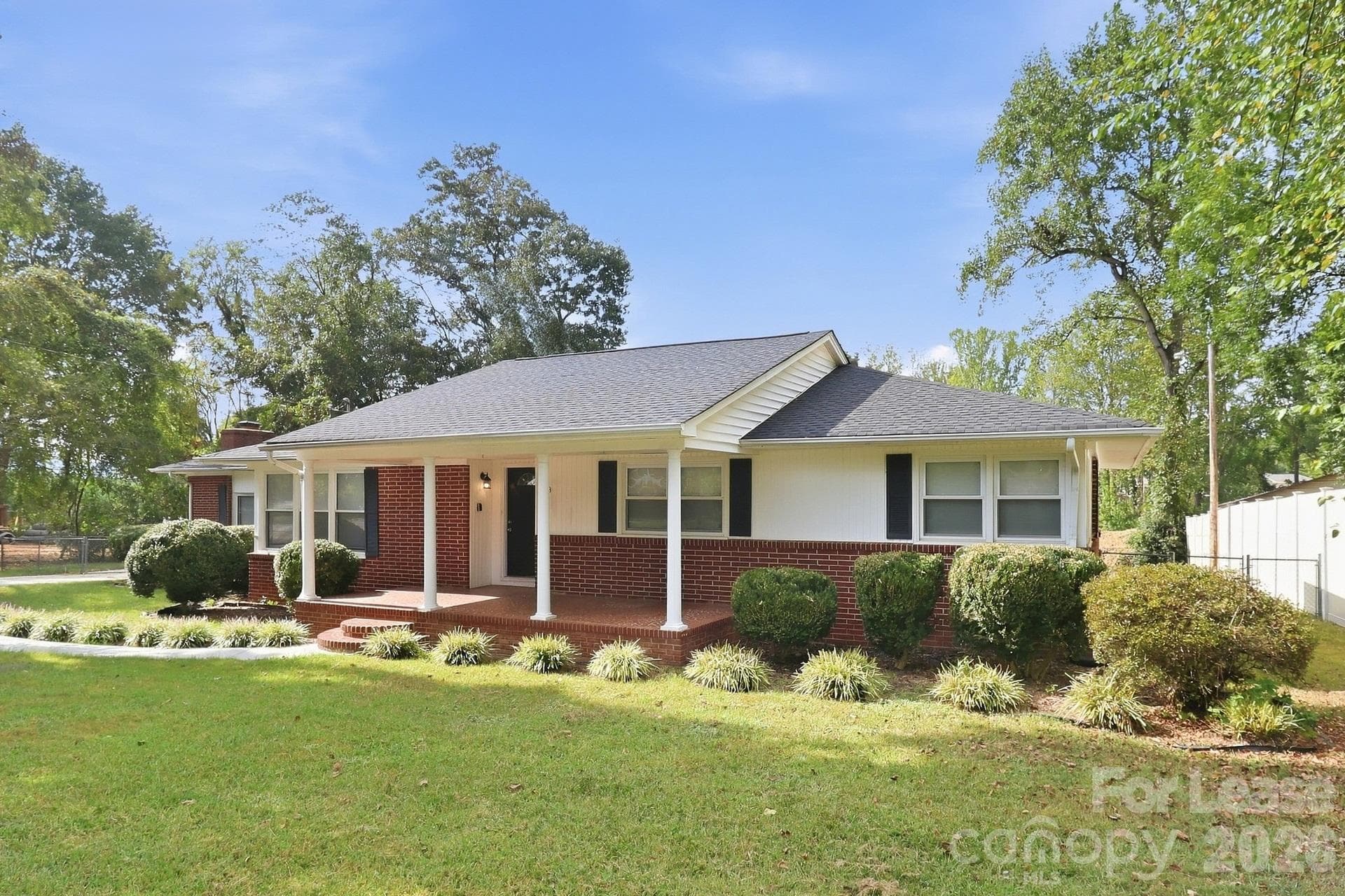 Single Family Residence at 2338 Linwood Road, Gastonia, photo 2 of 15