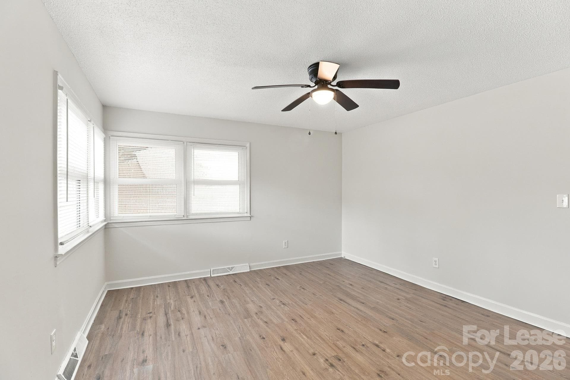 Single Family Residence at 2338 Linwood Road, Gastonia, photo 9 of 15