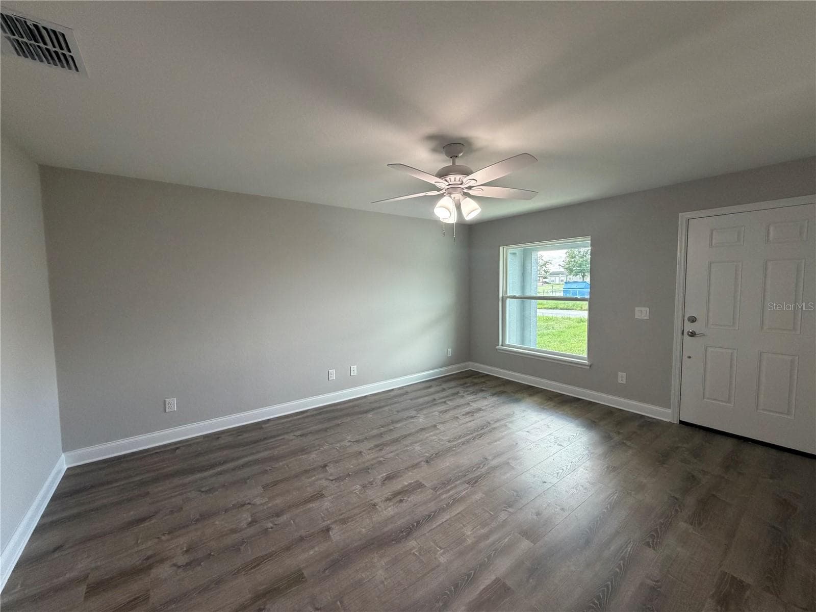 Living room - 306 SW 1ST AVE, MULBERRY