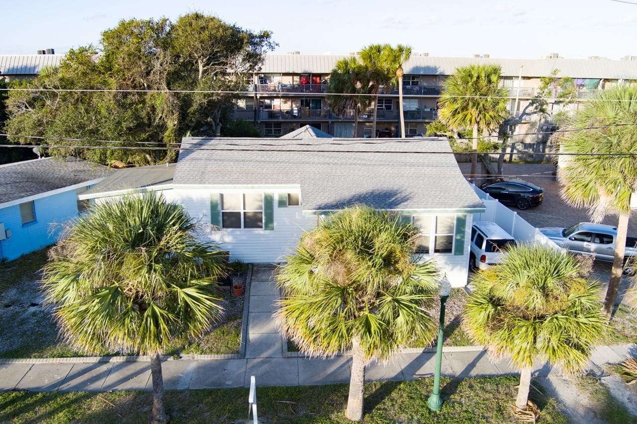 Single Family Residence at 110 S HOLLYWOOD AVE, DAYTONA BEACH, photo 31 of 36