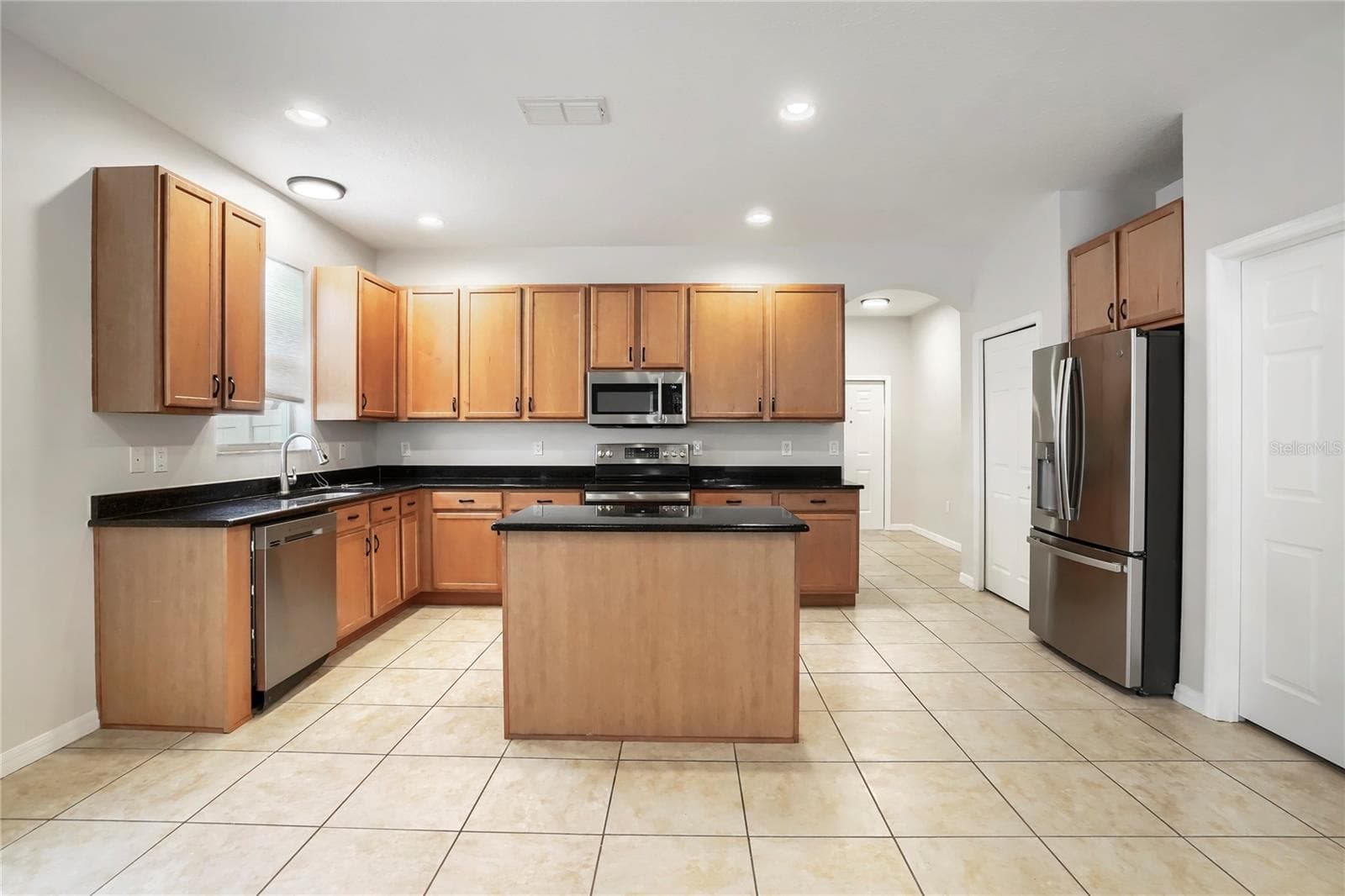 Kitchen - 15479 LONG CYPRESS DR, RUSKIN