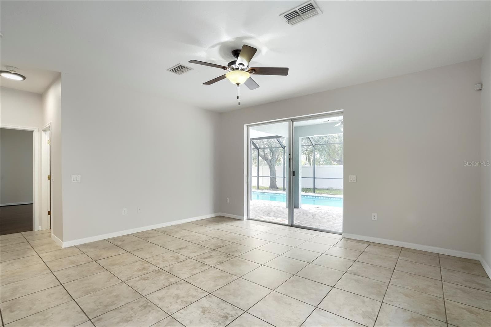 Family Room - 15479 LONG CYPRESS DR, RUSKIN