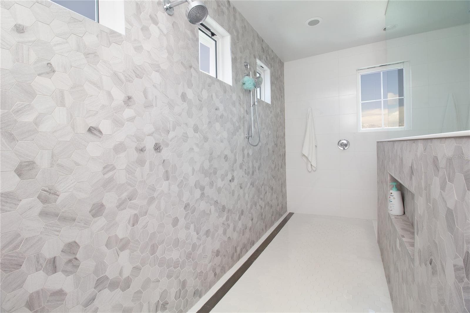 Primary En Suite - 271 S JULIA CIR, ST PETE BEACH