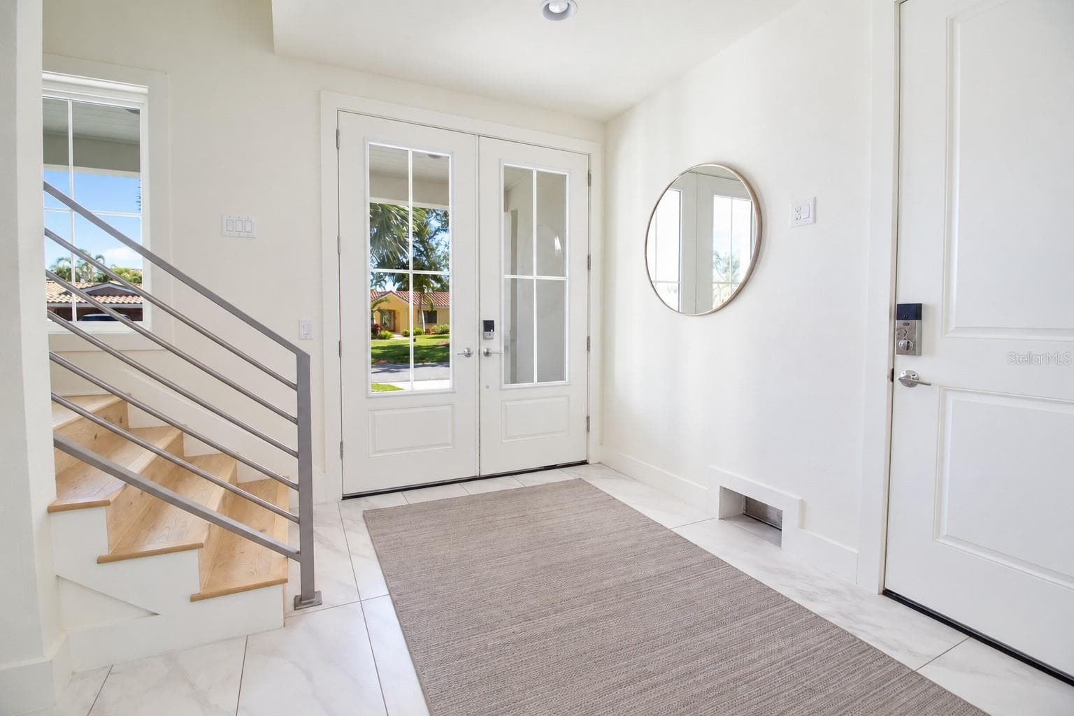 Entry - 271 S JULIA CIR, ST PETE BEACH