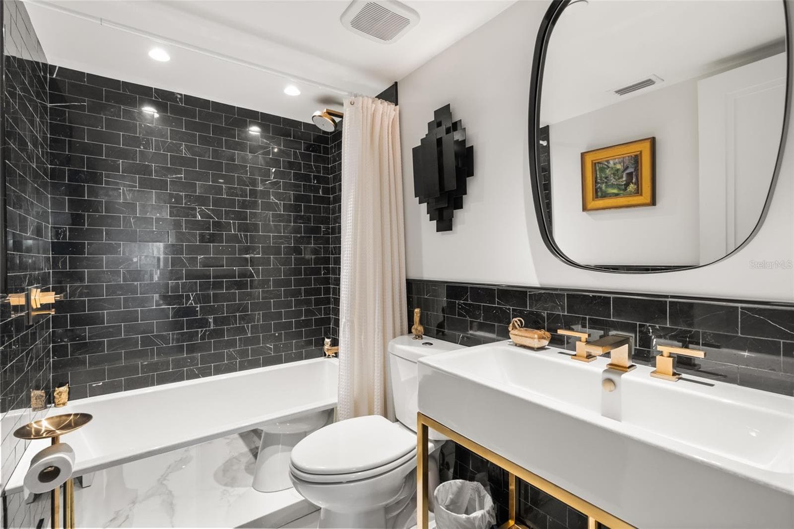 Condominium at 206 QUAYSIDE CIR #203, MAITLAND, photo 23 of 53
