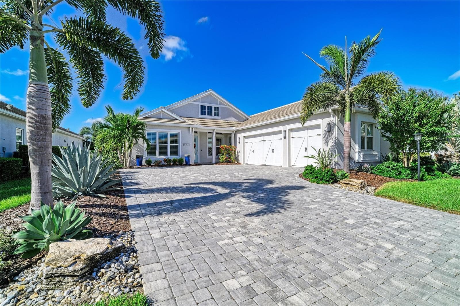 Single Family Residence at 8269 GRANDE SHORES DR, SARASOTA, photo 2 of 90