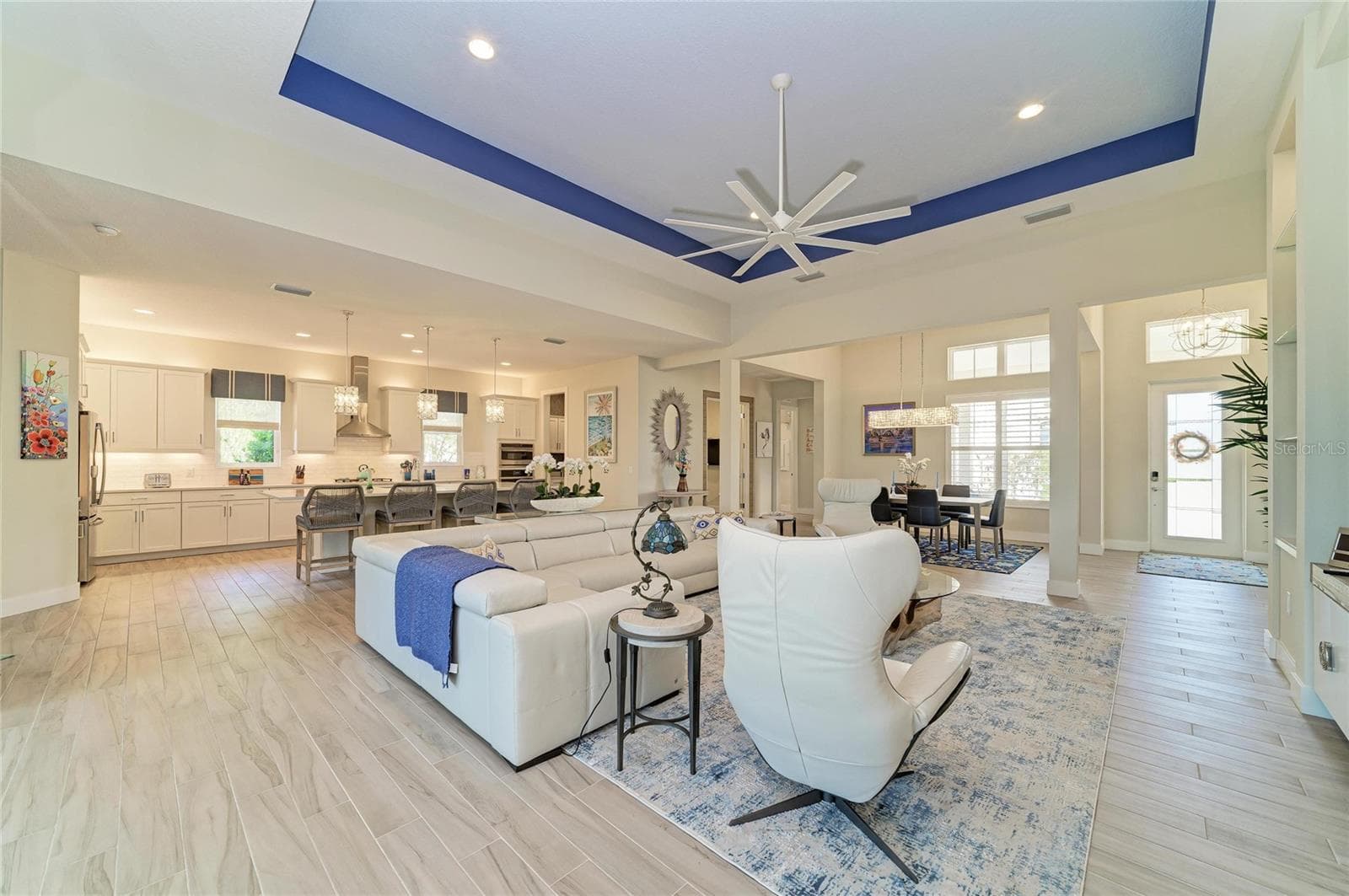 Single Family Residence at 8269 GRANDE SHORES DR, SARASOTA, photo 17 of 90