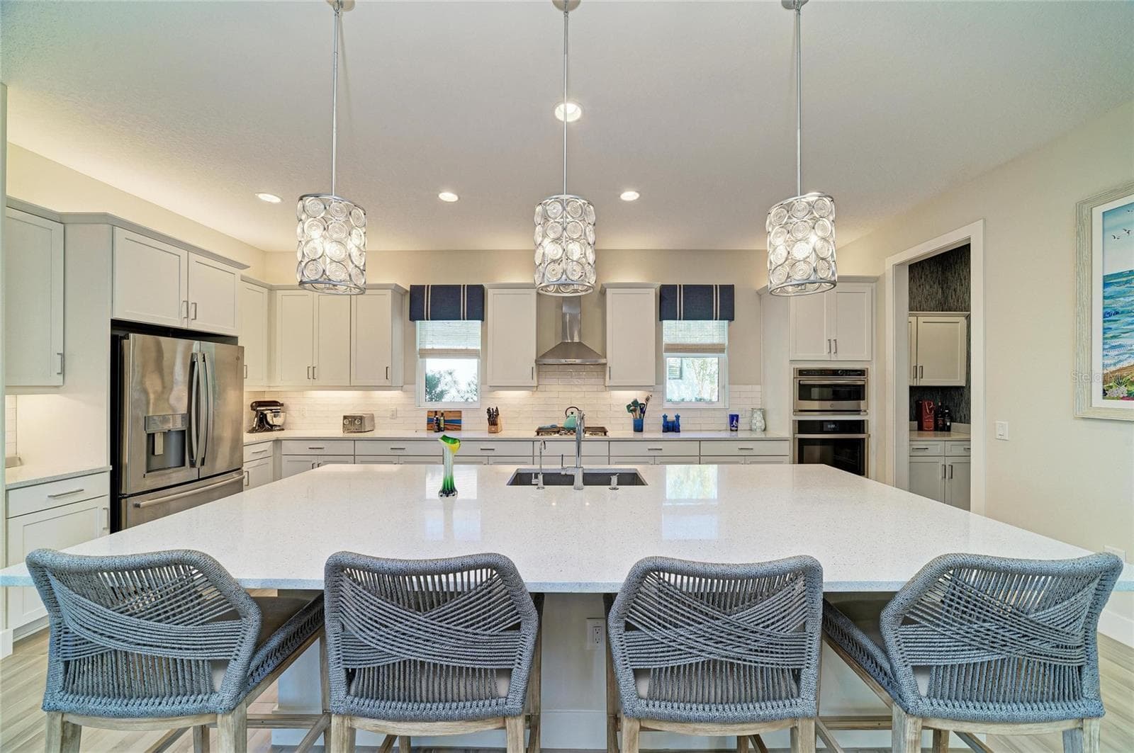 Single Family Residence at 8269 GRANDE SHORES DR, SARASOTA, photo 19 of 90