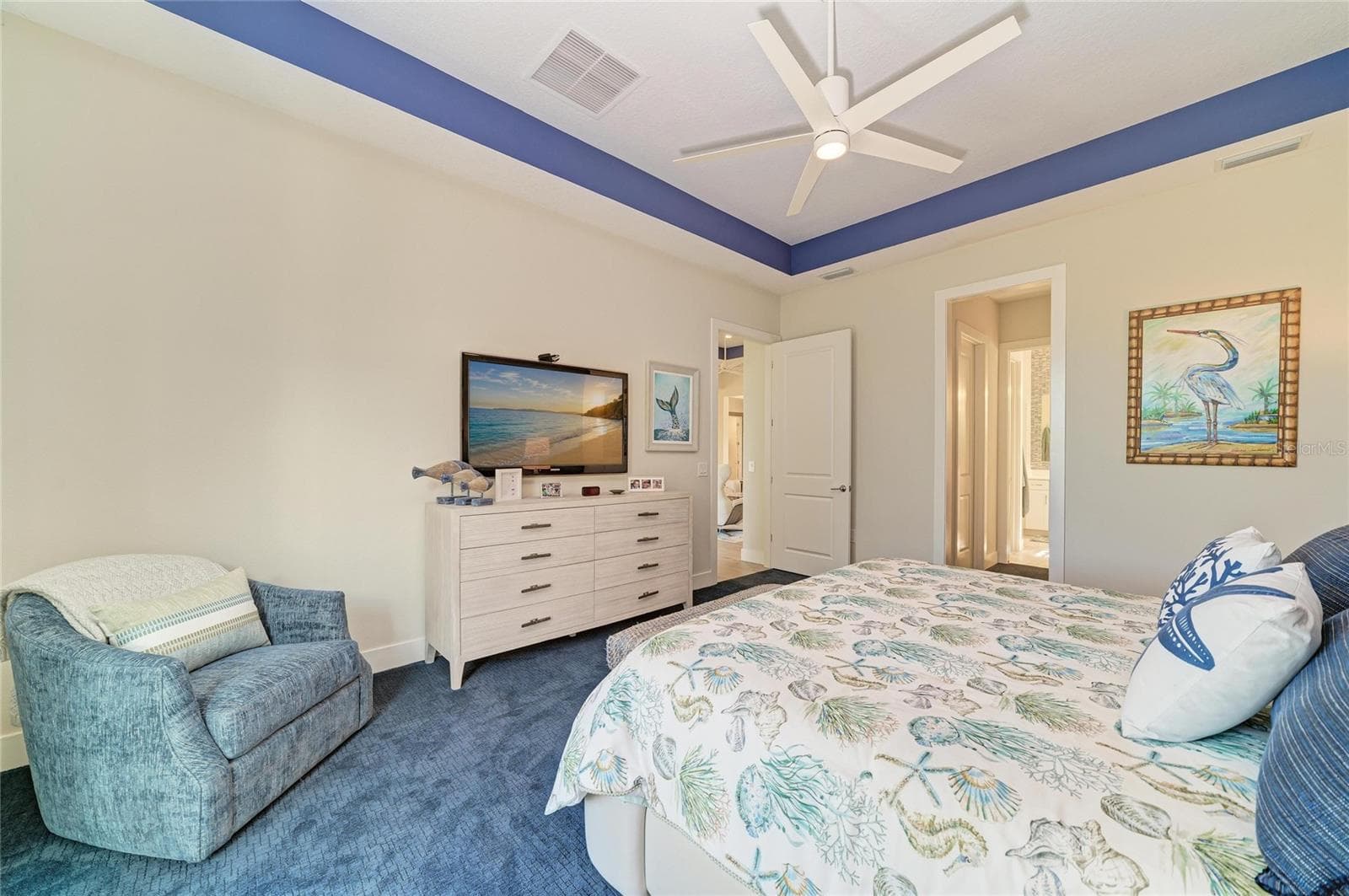 Single Family Residence at 8269 GRANDE SHORES DR, SARASOTA, photo 29 of 90