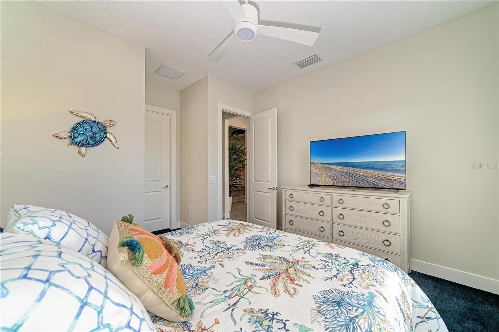 Single Family Residence at 8269 GRANDE SHORES DR, SARASOTA, photo 39 of 90